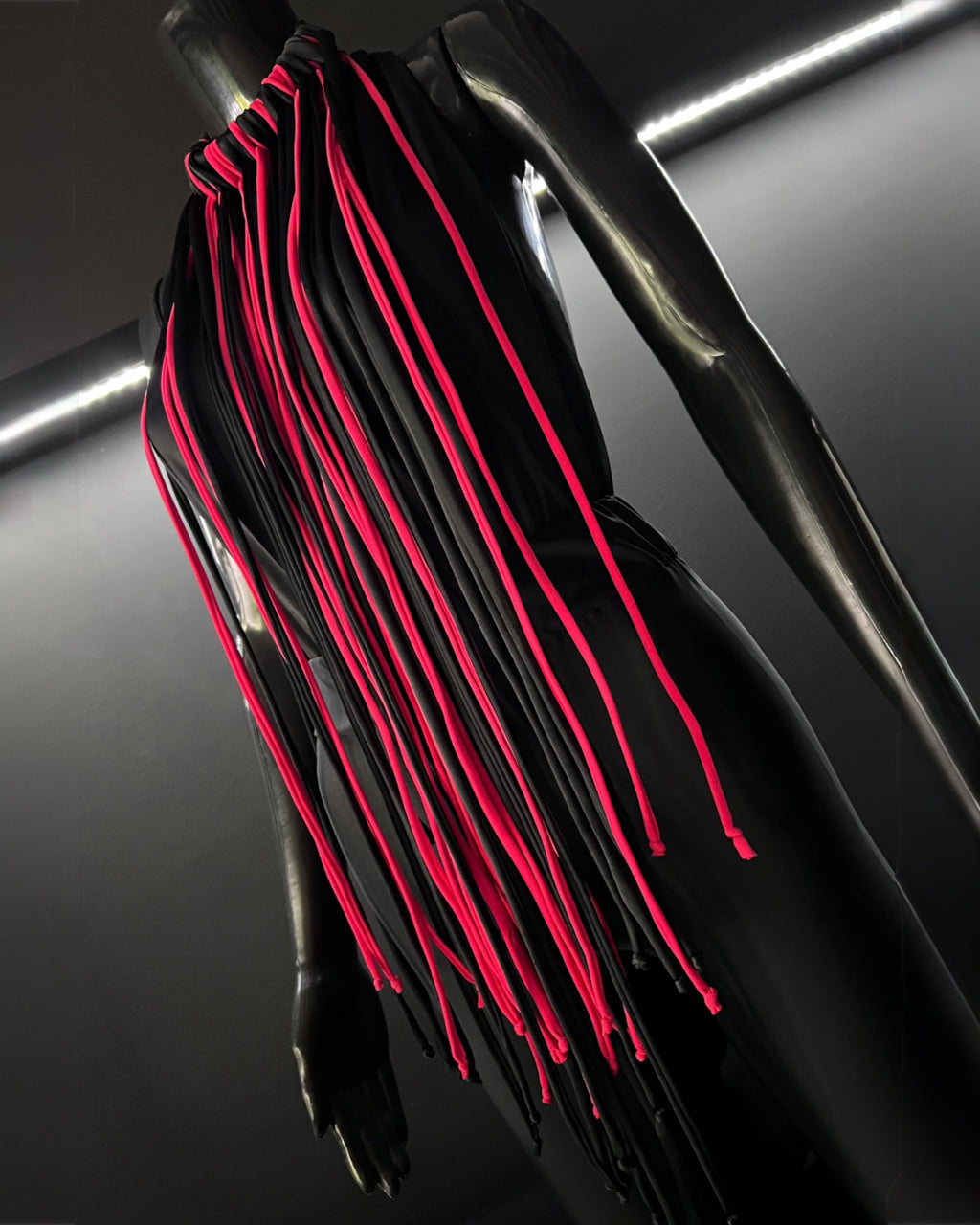 PROOVOC Atelier Couture Necklace Spandex - Black/Red